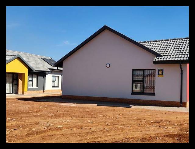2 BEDROOM HOUSE FOR SALE IN REIGERPARK